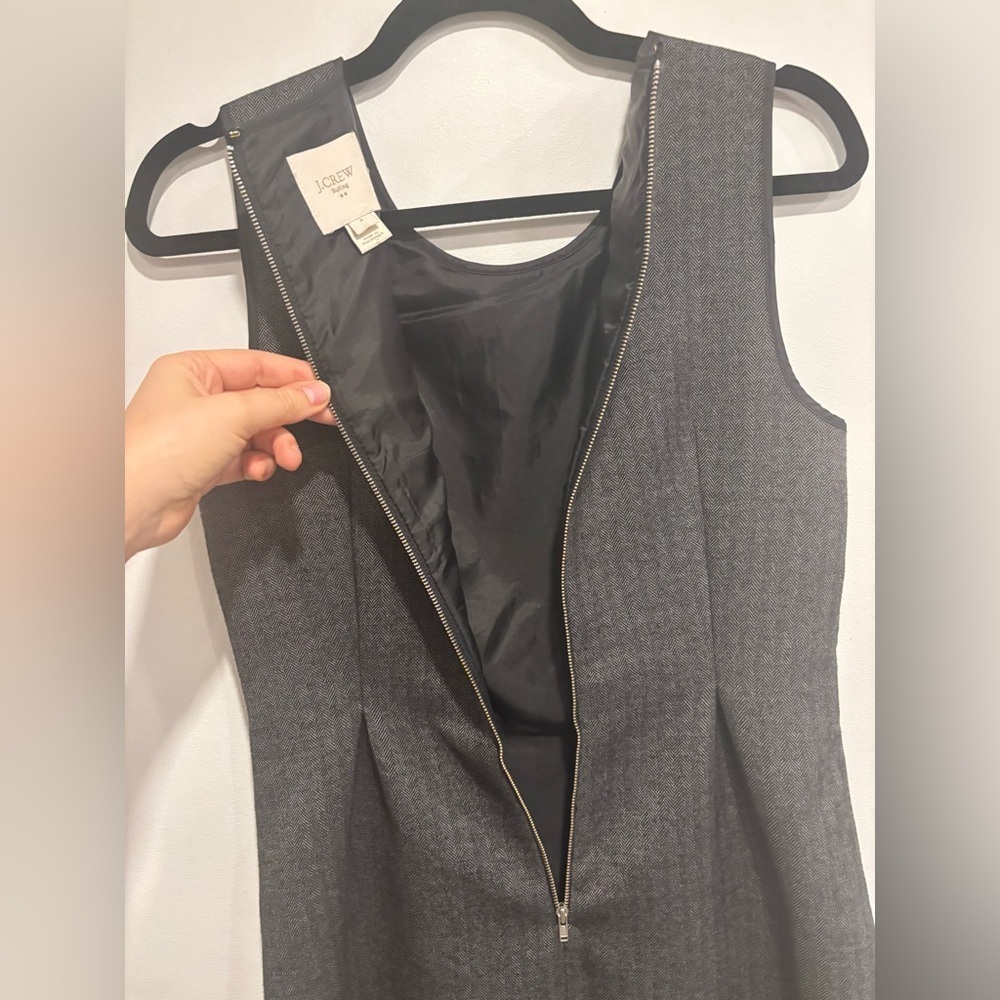 J.Crew Gray Herringbone Sheath Dress | Size 4 | Classic Workwear - Picture 6 of 11